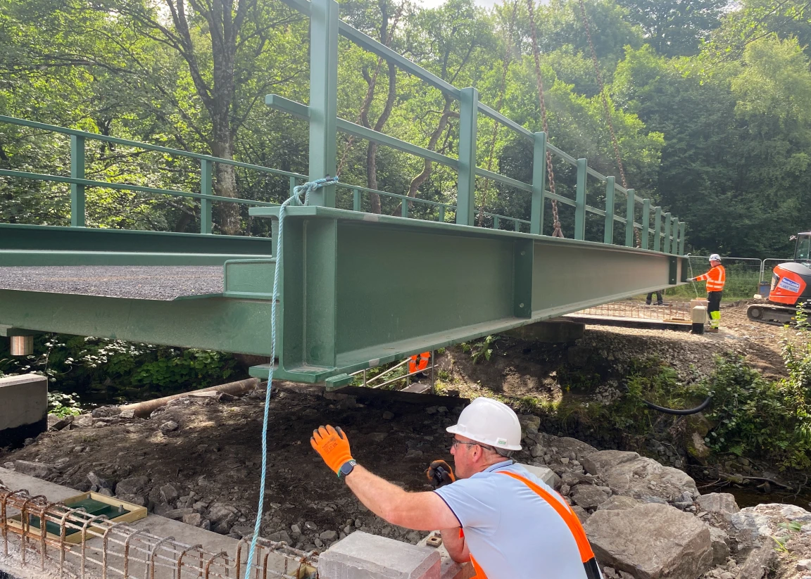 Mortlach Bridge New 26 tonne carriageway bridge installation reinstating vehicle access within the distillery grounds